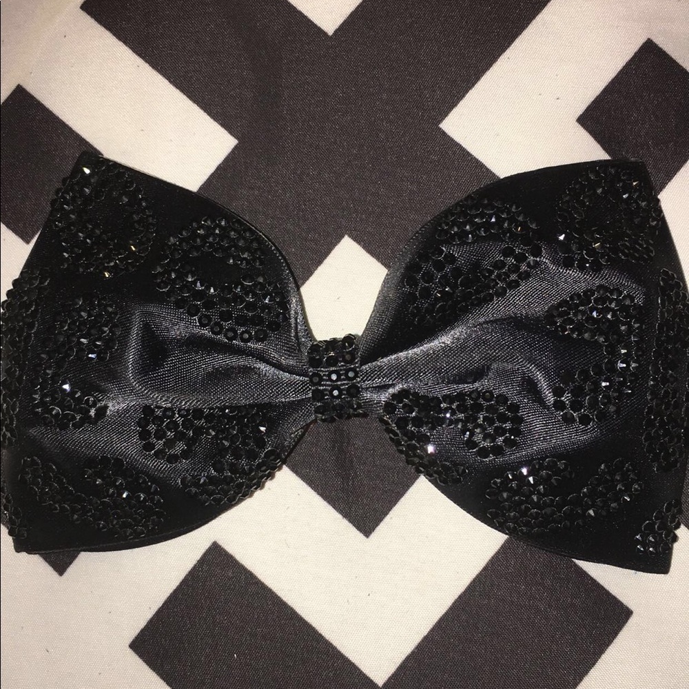 CA Cheetahs worlds showoff bow